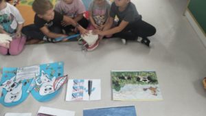 Spotkanie przedszkolaków z higienistką szkolną na temat higieny jamy ustnej